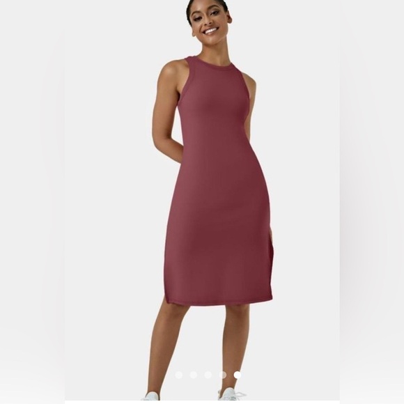 HALARA Dresses & Skirts - NWT Halara Sleeveless Burgundy Midi Dress size M